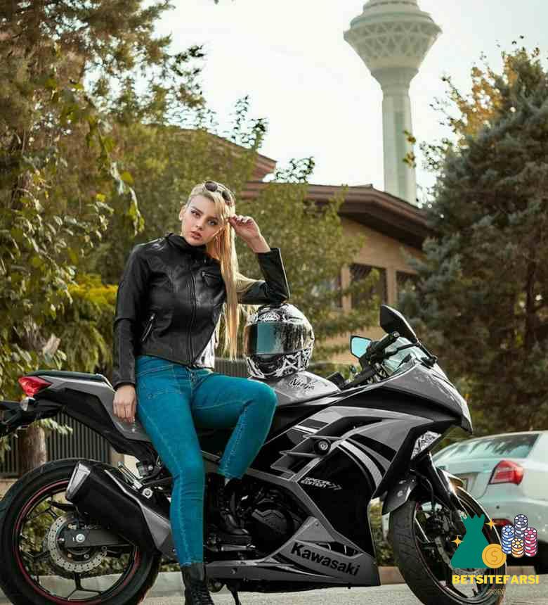 درآمد برند های لباس ایرانی چقدر است؟